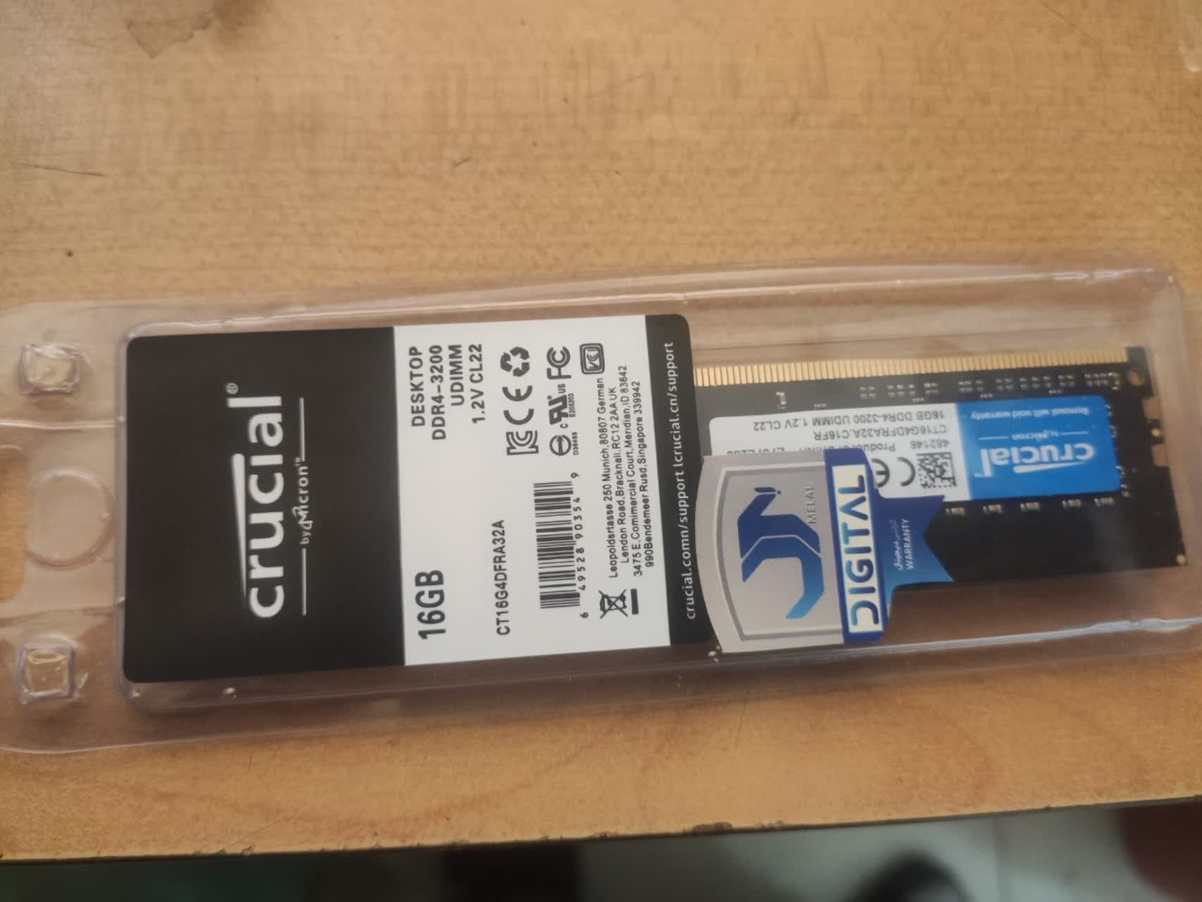 رم کروشیال 16 گیگ DDR4 باس 3200